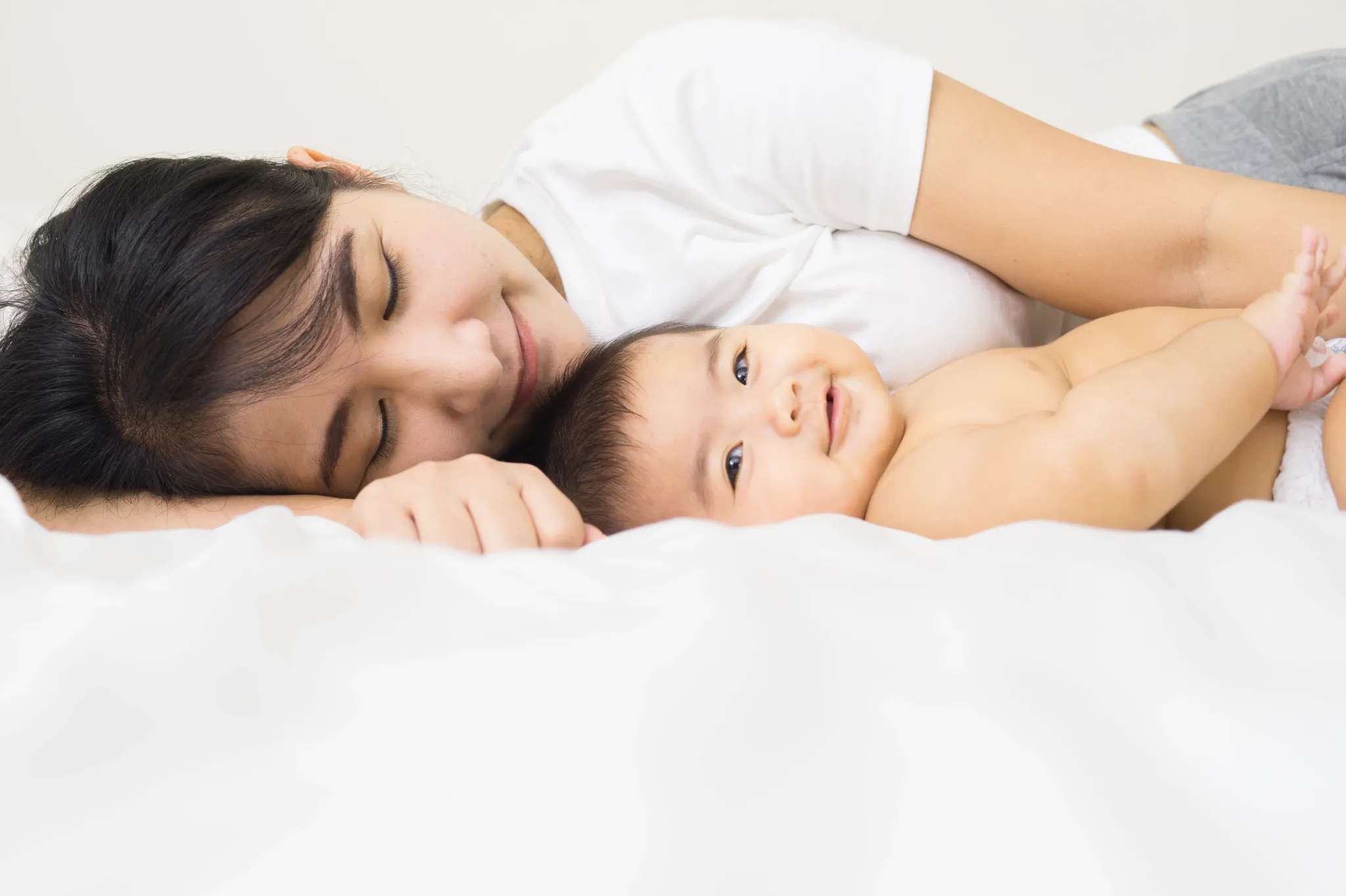 Confira 5 dicas essenciais para as mamães de primeira viagem arrasarem nos cuidados com o bebê de maneira simples e eficaz